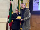 Grande Expediente homenageia Gustavo Endres e destaca papel social do esporte em Canoas
