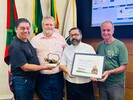 Câmara homenageia os 50 anos da Paróquia Santa Luzia com Grande Expediente